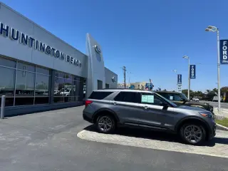 Ford Explorer 2024 XLT 4dr SUV