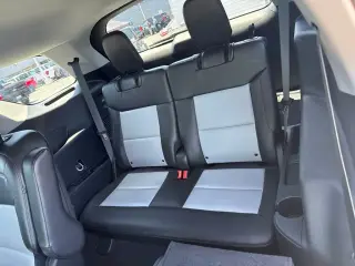 Ford Explorer 2024 XLT 4dr SUV