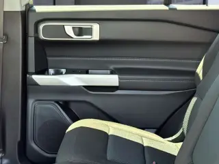 Ford Explorer 2023 XLT 4dr SUV