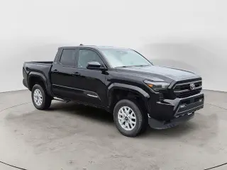 Toyota Tacoma 2024 4x4 SR5 4dr Double Cab 5.0 ft SB