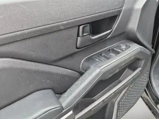 Toyota Tacoma 2024 4x4 SR5 4dr Double Cab 5.0 ft SB