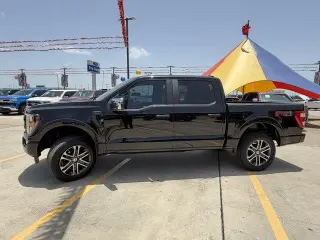 Ford F-150 2023 4x4 XL 4dr SuperCrew 5.5 ft. SB