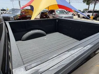 Ford F-150 2023 4x4 XL 4dr SuperCrew 5.5 ft. SB