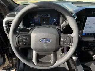 Ford F-150 2024 4x2 STX 4dr SuperCrew 5.5 ft. SB