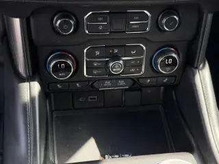 Chevrolet Suburban 2021 4x2 LT 4dr SUV