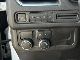 Chevrolet Suburban 2021 4x2 LT 4dr SUV