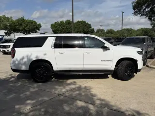 Chevrolet Suburban 2021 4x2 LT 4dr SUV