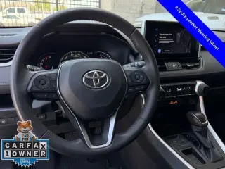 Toyota RAV4 2023 XLE Premium 4dr SUV