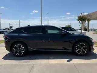 Kia EV6 2022 AWD Wind 4dr Crossover