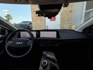 Kia EV6 2022 AWD Wind 4dr Crossover