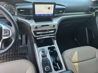 Ford Explorer 2022 AWD XLT 4dr SUV