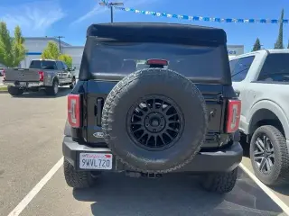 Ford Bronco 2021 4x4 Base 4dr SUV