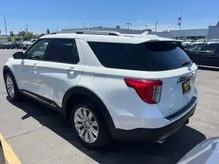Ford Explorer 2022 AWD Limited 4dr SUV