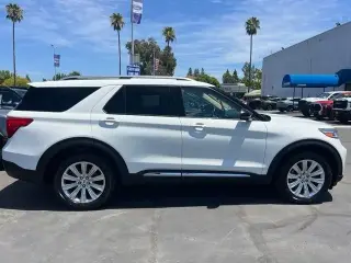 Ford Explorer 2022 AWD Limited 4dr SUV