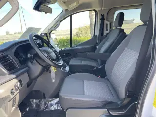 Ford Transit 2023 350 XL 3dr LWB Low Roof Passenger Van