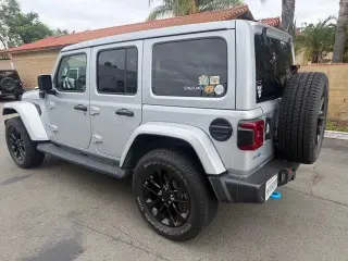 Jeep Wrangler 2023 4x4 High Altitude 4xe 4dr SUV