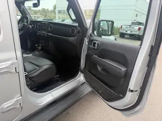 Jeep Wrangler 2023 4x4 High Altitude 4xe 4dr SUV