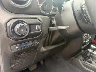Jeep Wrangler 2023 4x4 High Altitude 4xe 4dr SUV