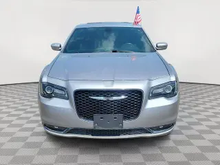 Chrysler 300 2016 S Alloy Edition 4dr Sedan