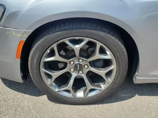 Chrysler 300 2016 S Alloy Edition 4dr Sedan