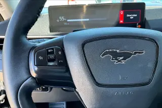 Ford Mustang Mach-E 2025 Select 4dr SUV