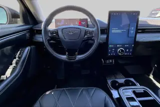 Ford Mustang Mach-E 2025 Select 4dr SUV