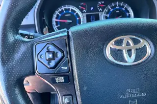 Toyota 4Runner 2018 4x4 SR5 4dr SUV
