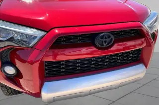Toyota 4Runner 2018 4x4 SR5 4dr SUV