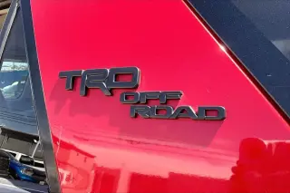 Toyota 4Runner 2018 4x4 SR5 4dr SUV