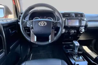 Toyota 4Runner 2018 4x4 SR5 4dr SUV