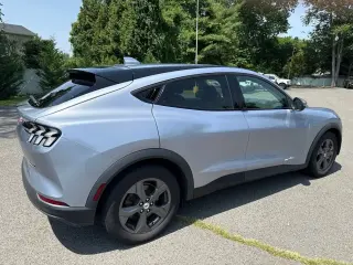 Ford Mustang Mach-E 2022 Select 4dr SUV