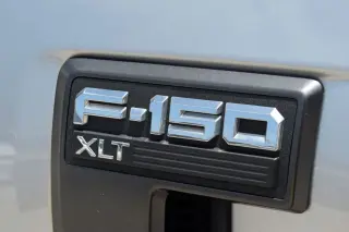 Ford F-150 2022 4x4 Platinum 4dr SuperCrew 6.5 ft. SB