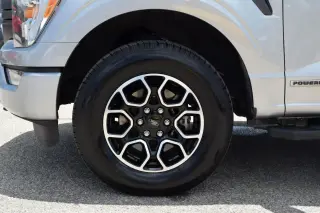 Ford F-150 2022 4x4 Platinum 4dr SuperCrew 6.5 ft. SB