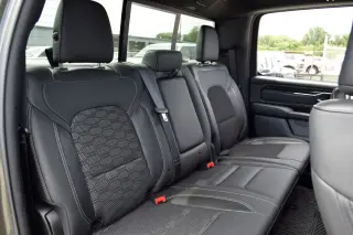 Ram 1500 2021 4x4 Big Horn 4dr Crew Cab 5.6 ft. SB Pickup
