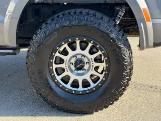 Ford F-150 2022 4x4 Lariat 4dr SuperCrew 5.5 ft. SB