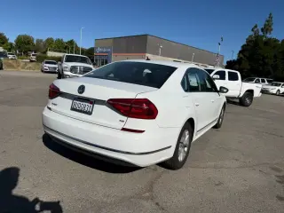 Volkswagen Passat 2016 1.8T S 4dr Sedan PZEV