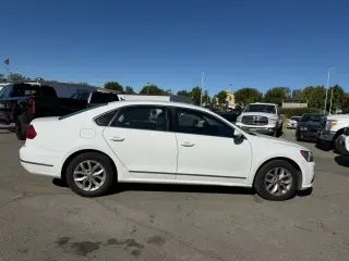 Volkswagen Passat 2016 1.8T S 4dr Sedan PZEV