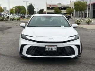 Toyota Camry 2026 SE 4dr Sedan