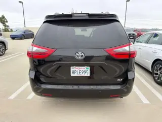 Toyota Sienna 2020 XLE 7-Passenger Auto Access Seat 4dr Mini-Van