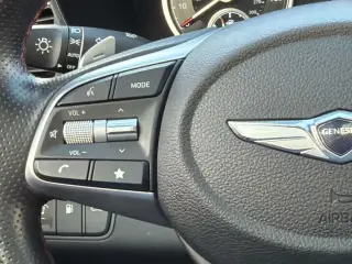 Genesis G70 2023 2.0T 4dr Sedan
