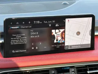 Genesis G70 2023 2.0T 4dr Sedan