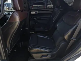 Ford Explorer 2023 AWD Platinum 4dr SUV