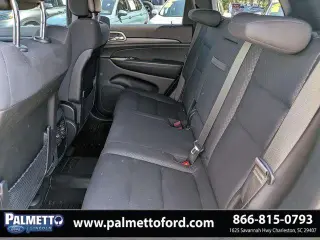 Jeep Grand Cherokee 2019 4x2 Laredo 4dr SUV
