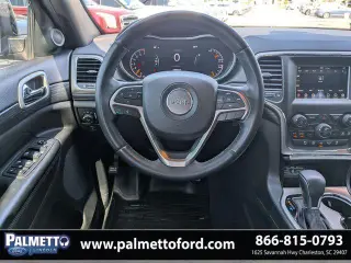 Jeep Grand Cherokee 2019 4x2 Laredo 4dr SUV