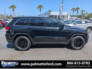 Jeep Grand Cherokee 2019 4x2 Laredo 4dr SUV