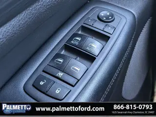 Jeep Grand Cherokee 2019 4x2 Laredo 4dr SUV