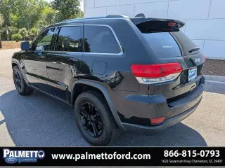 Jeep Grand Cherokee 2019 4x2 Laredo 4dr SUV