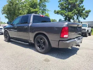 Ram 1500 2018 4x2 Express 4dr Crew Cab 5.5 ft. SB Pickup