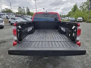 Toyota Tacoma 2021 4x4 TRD Off-Road 4dr Double Cab 6.1 ft LB
