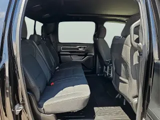 Ram 1500 2019 4x2 Big Horn 4dr Crew Cab 5.6 ft. SB Pickup